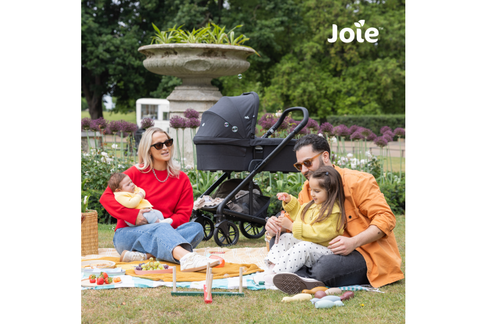 Caruciorul Joie Chrome 2 Trio: o solutie completa pentru primii ani ai copilului