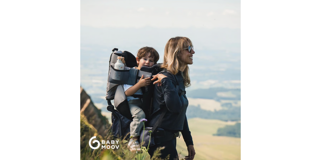 Babymoov Moov & Hike+: port-bebe ergonomic creat pentru aventurile in familie
