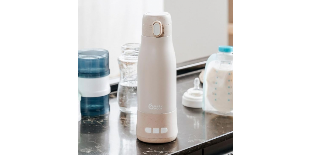 Cum hranesti bebelusul in siguranta atunci cand esti pe drum: ghid pentru parinti