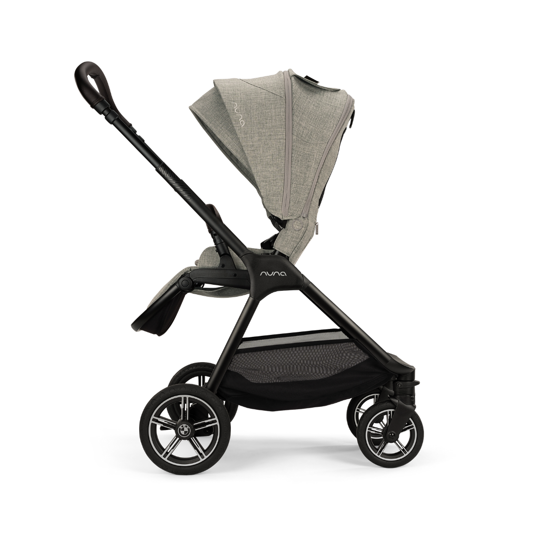 Nuna x BMW - Carucior ultracompact TRIV next, gri Graphene - Bebebrands
