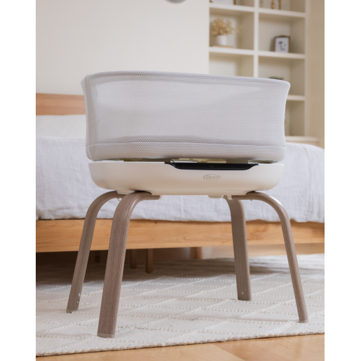 Graco - Patut co-sleeper Eluma Nest Luna cu leganare automata si sistem inteligent de detectare a plansului