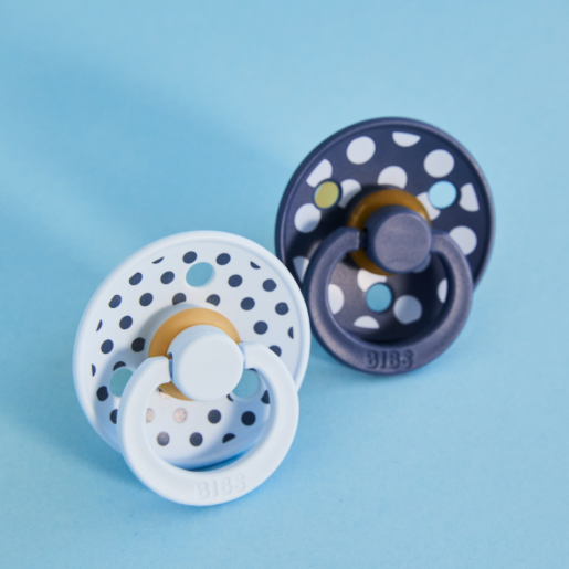BIBS - Set 2 suzete Colour Studio Collection Polka Dots, tetina rotunda, 0 luni+