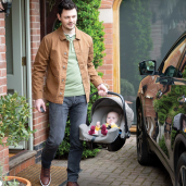 Joie - Scoica auto i-Snug 2 cu tetiera reglabila, 40-75 cm, Raven, testata ADAC si certificata R129