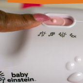 Baby Einstein - Jucarie muzicala pentru patut Sea Dreams Soother Pink