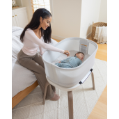 Graco - Patut co-sleeper Eluma Nest Luna cu leganare automata si sistem inteligent de detectare a plansului